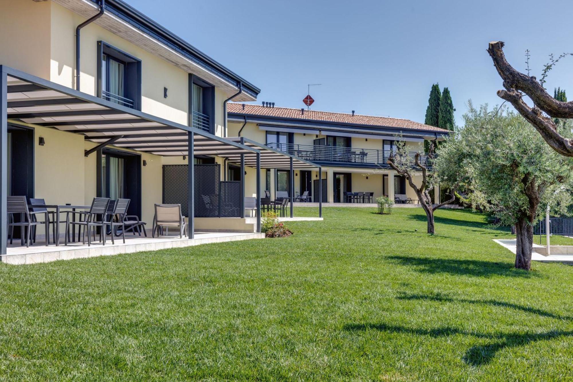 Oleandro Holiday Apartments Bardolino Exterior foto